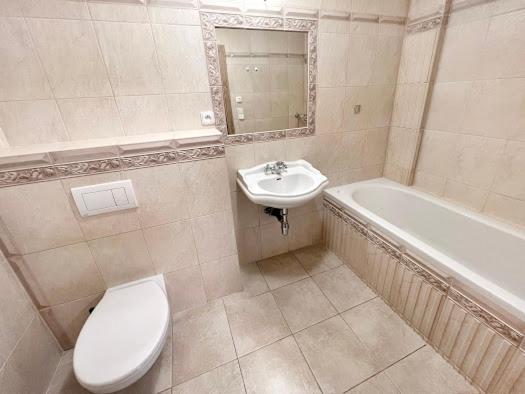 Sommelierka Apartment Valtice Luaran gambar